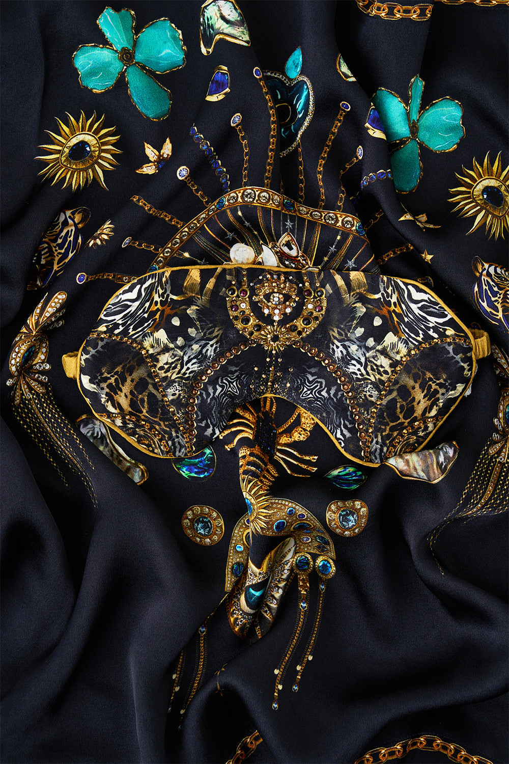 The CAMILLA CROPPED WRAP SHIRT MY HOMESPUN HEART in our MY HOMESPUN HEART print.
