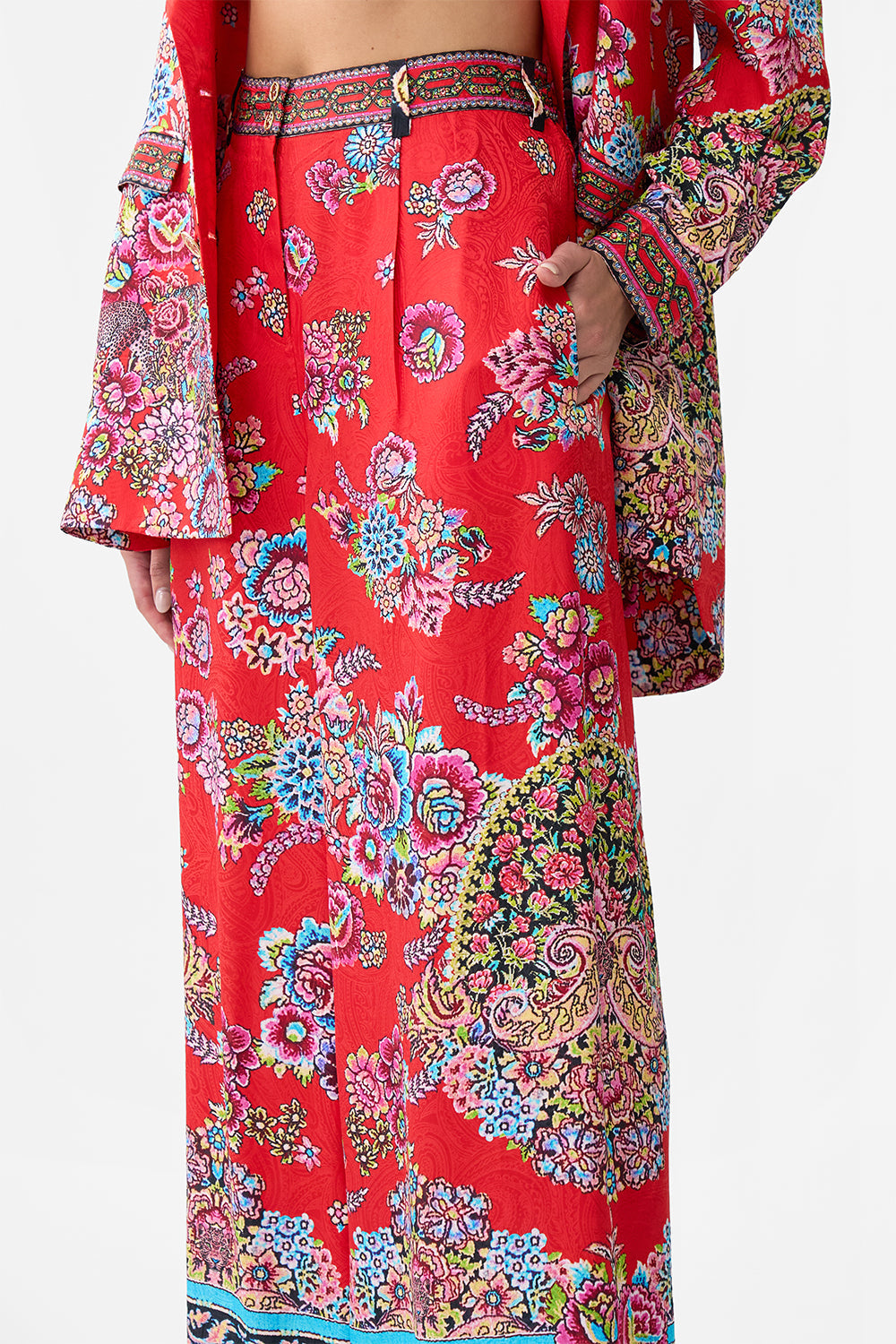The CAMILLA MID LENGTH BOARDSHORT WITH FIXED WAIST OTTOMAN OPULENCE in our  print.