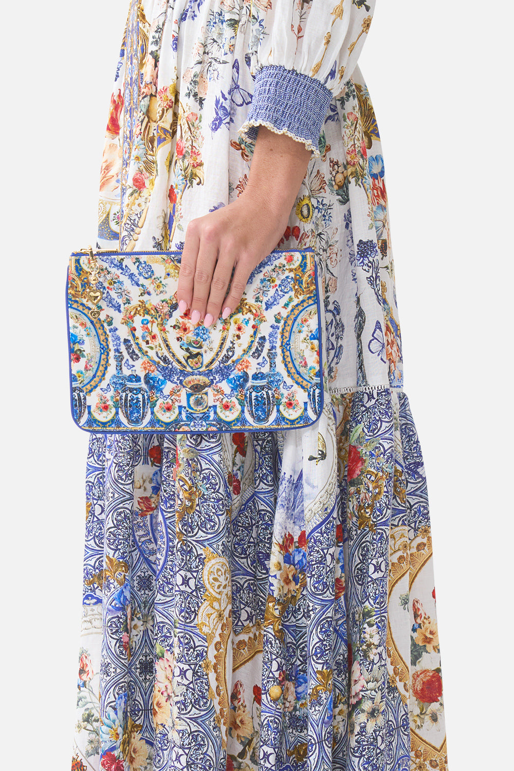 The CAMILLA WOVEN TWIST HEADBAND DAUGHTERS OF DUENDE in our  print.