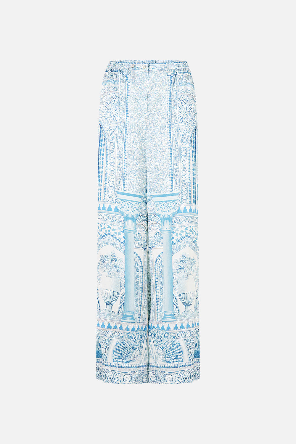 The CAMILLA FRILL V NECK KNIT TOP FLAMENCO FOLKLORE in our  print.