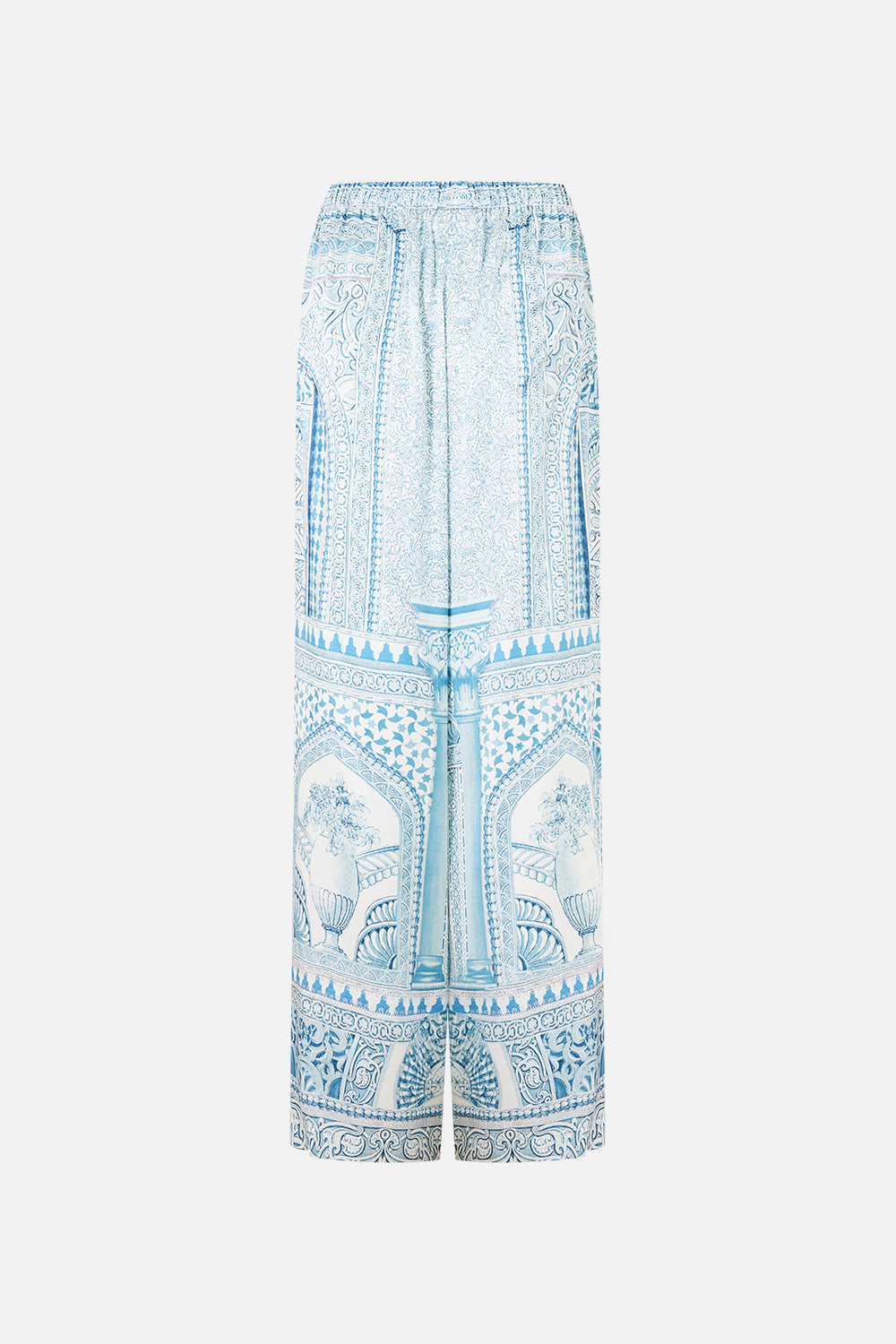 The CAMILLA FRILL V NECK KNIT TOP FLAMENCO FOLKLORE in our  print.