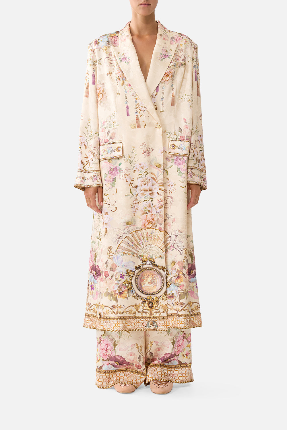 The CAMILLA RELAXED PLACKET DETAIL SHIRT FLAMENCO FOLKLORE in our  print.
