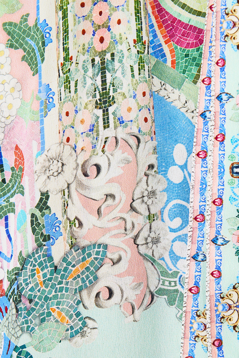 The CAMILLA DRAPE FRONT V NECK KAFTAN THE HUM OF THE ALHAMBRA in our  print.