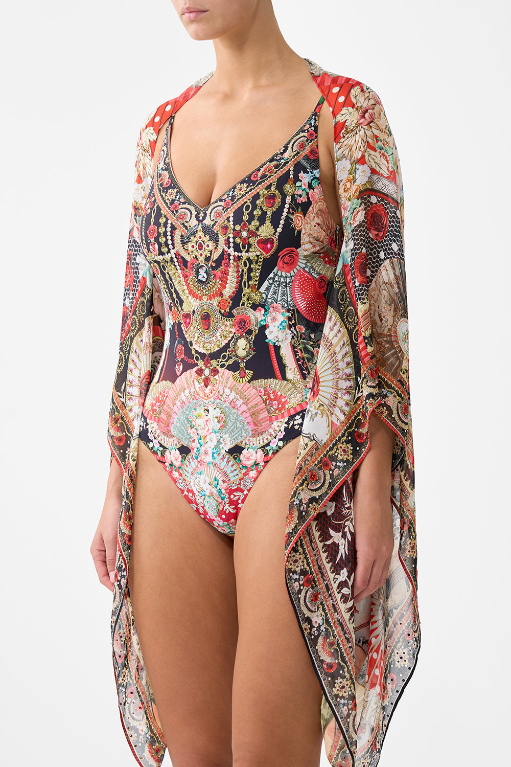 The CAMILLA ROUND NECK KAFTAN SACRAMENTE in our  print.