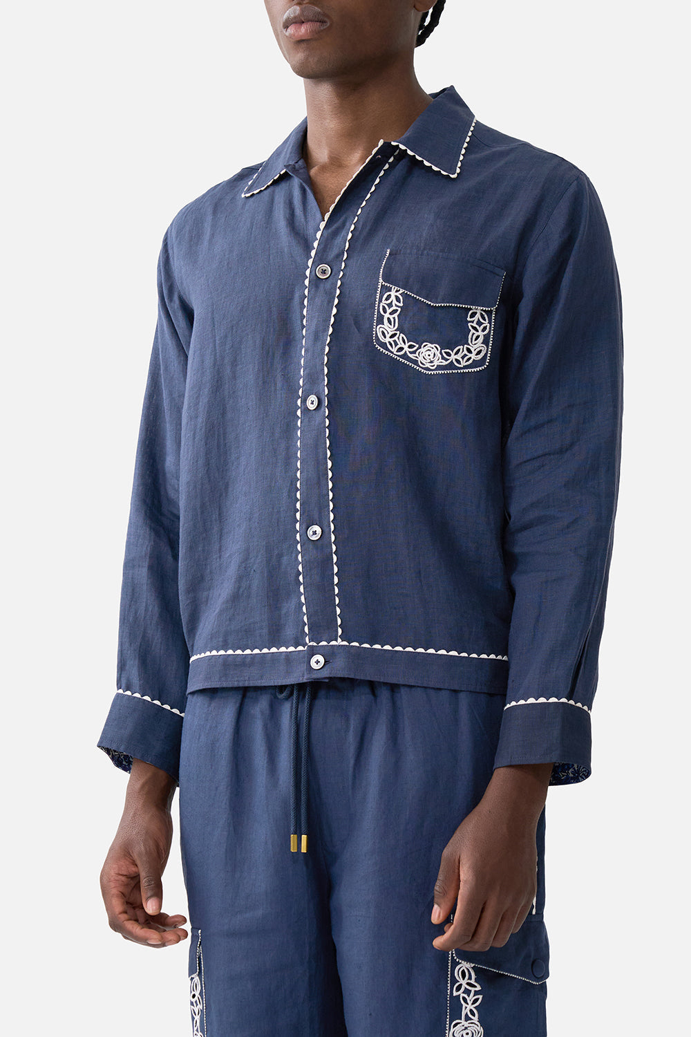 The CAMILLA WIDE BODY COLLARED KAFTAN CERAMIC PANORAMIC in our  print.