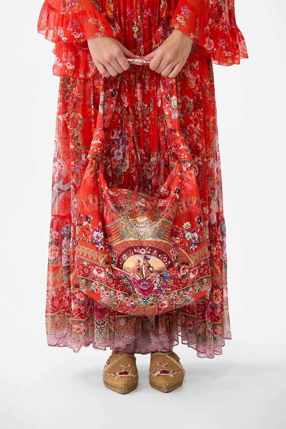 SLOUCH SHOULDER BAG WITH KNOT DETAILS OLÉ OLÉ