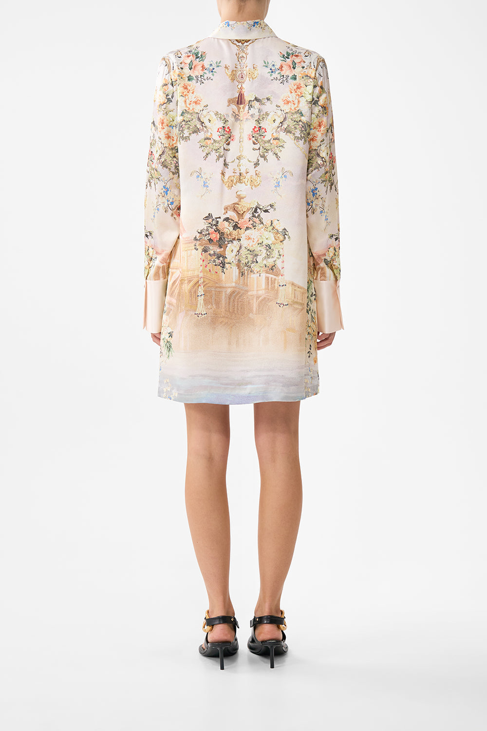 The CAMILLA DEEP V MINI DRESS WITH TIES LADY LIMONADA in our  print.