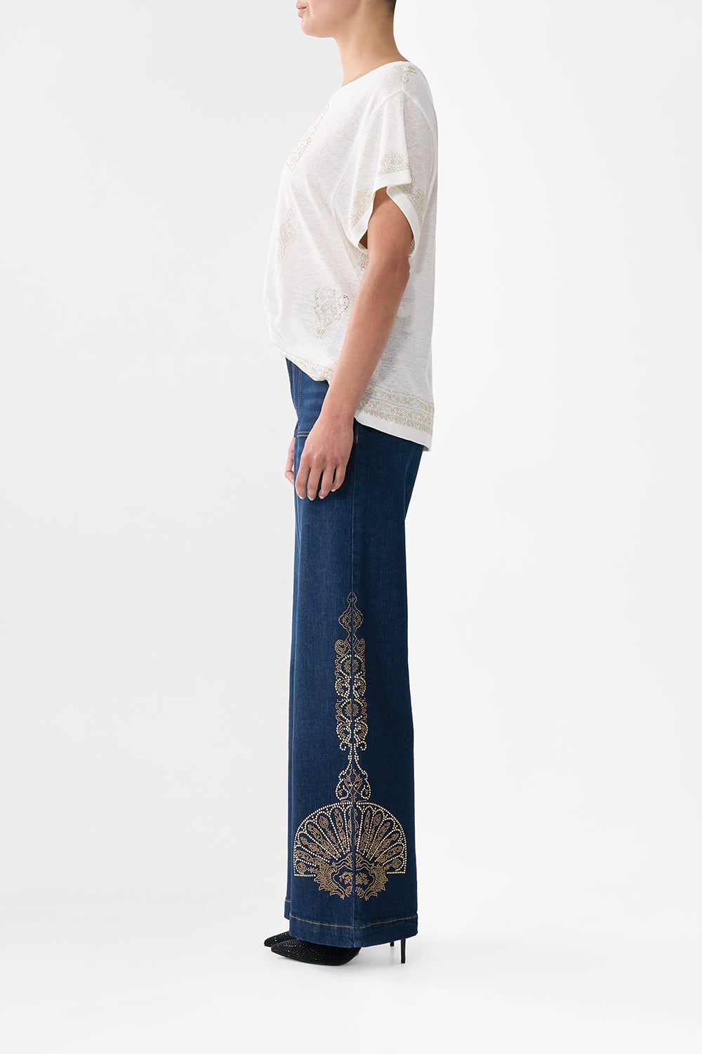 The CAMILLA SHORT SLEEVE CAMP COLLARED SHIRT AMULETS AND ALCHEMY in our  print.
