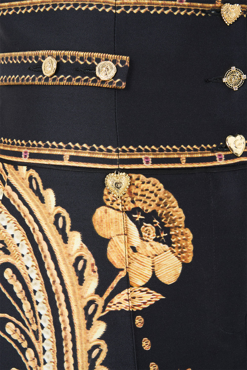 The CAMILLA LOUNGE PANT WITH ELASTIC WAIST MUSEUM MEMOIRS in our  print.