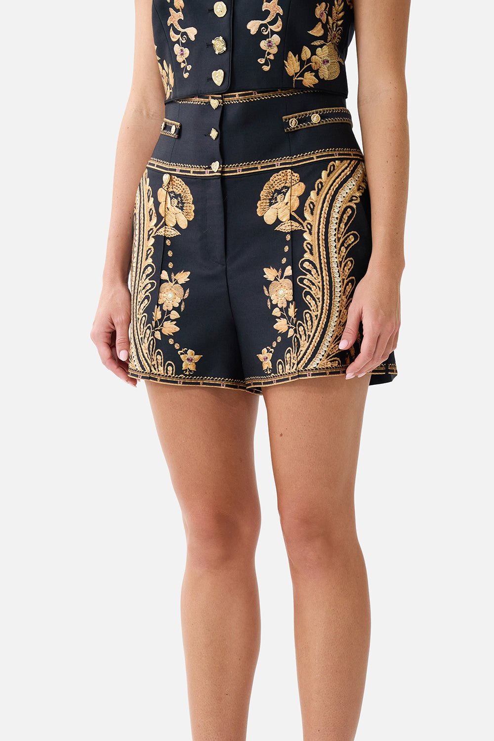 The CAMILLA LOUNGE PANT WITH ELASTIC WAIST MUSEUM MEMOIRS in our  print.