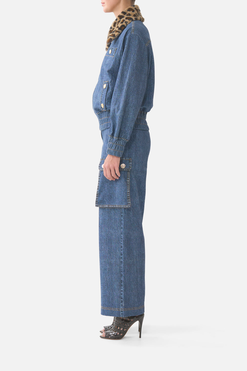 The CAMILLA MID LENGTH BOARDSHORT WITH ELASTIC WAIST ANIMALS IN THE PALACE in our  print.