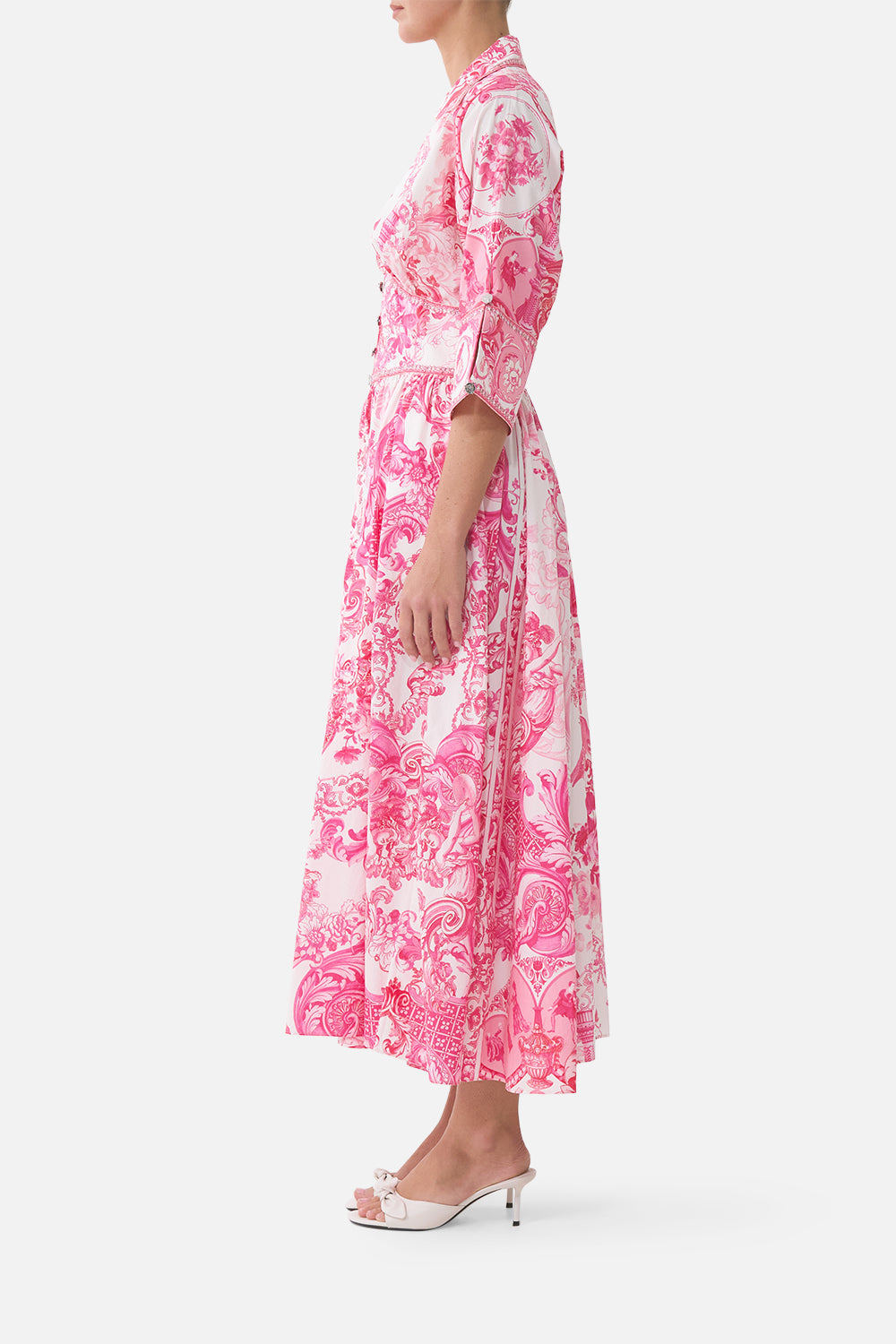 The CAMILLA LONG KAFTAN WITH WAIST DETAIL THE SAPPHIRE SERPENT in our THE SAPPHIRE SERPENT print.