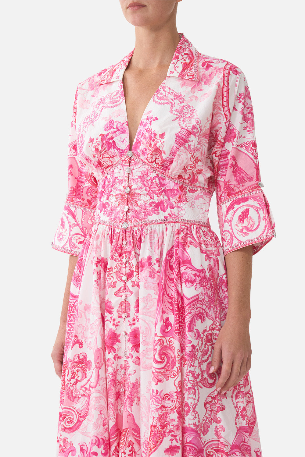 The CAMILLA LONG KAFTAN WITH WAIST DETAIL THE SAPPHIRE SERPENT in our  print.