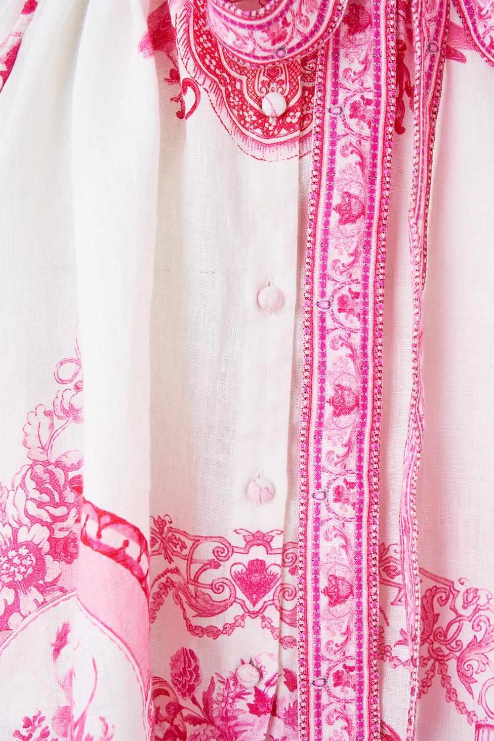 The CAMILLA V NECK SHORT DRESS WITH SHORT SLEEVES ART FOR THE ARTISANS in our  print.