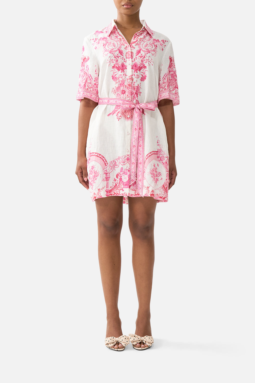The CAMILLA LONG KAFTAN WITH WAIST DETAIL THE SAPPHIRE SERPENT in our  print.