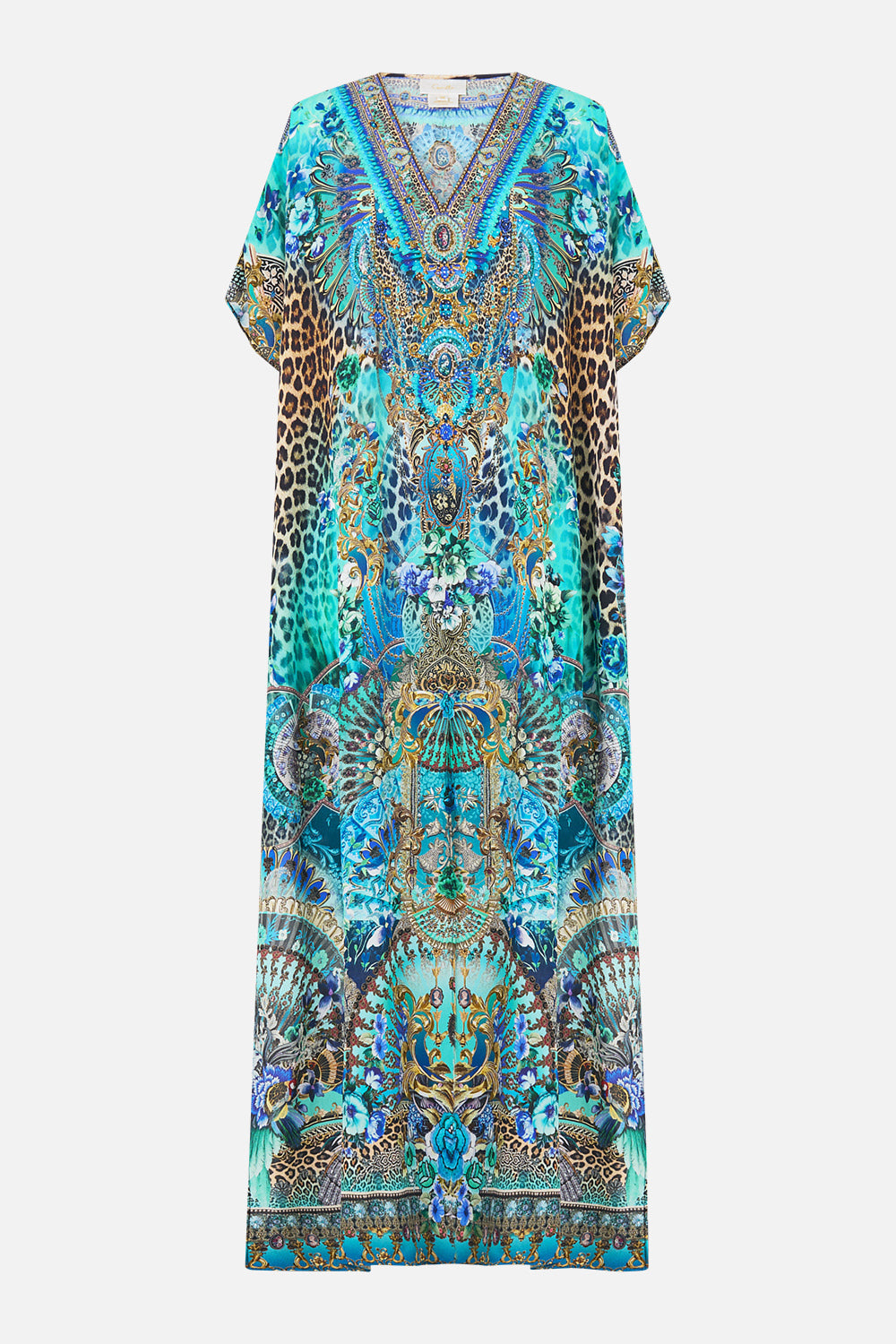 The CAMILLA RELAXED HEAVYWEIGHT CREW NECK TEE VA VA VINTAGE in our  print.