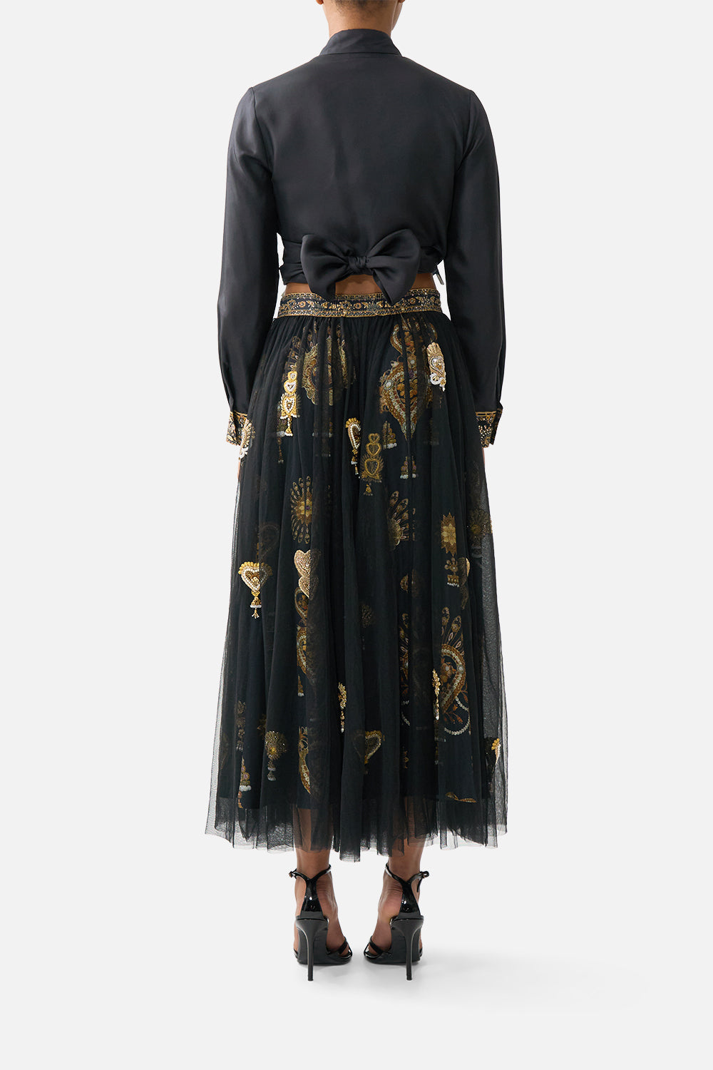 The CAMILLA RUFFLE HEM WRAP SKIRT VA VA VINTAGE in our  print.