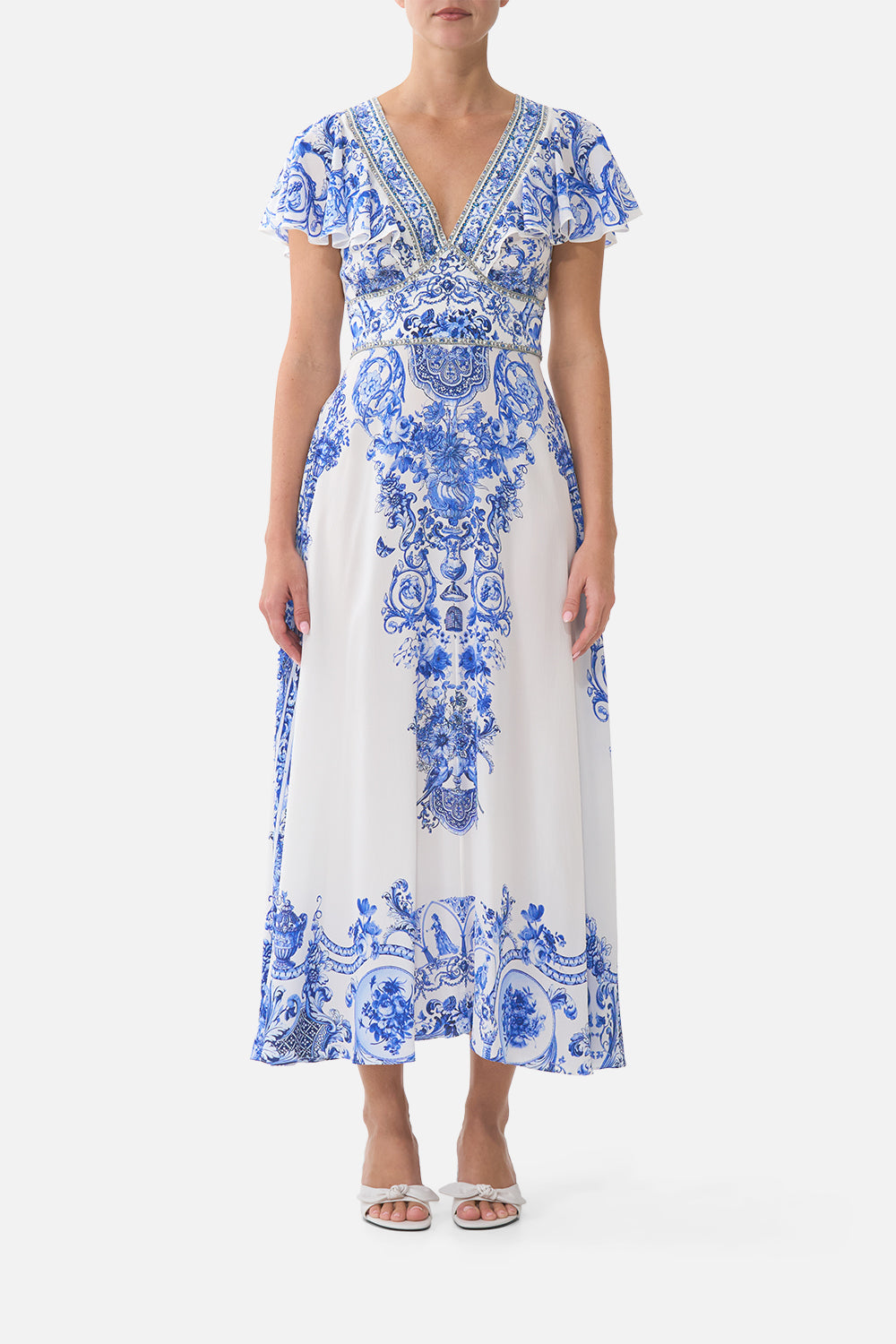 The CAMILLA RAGLAN BUTTON UP SHIRT MIDSUMMER MASTERPIECE in our MIDSUMMER MASTERPIECE print.