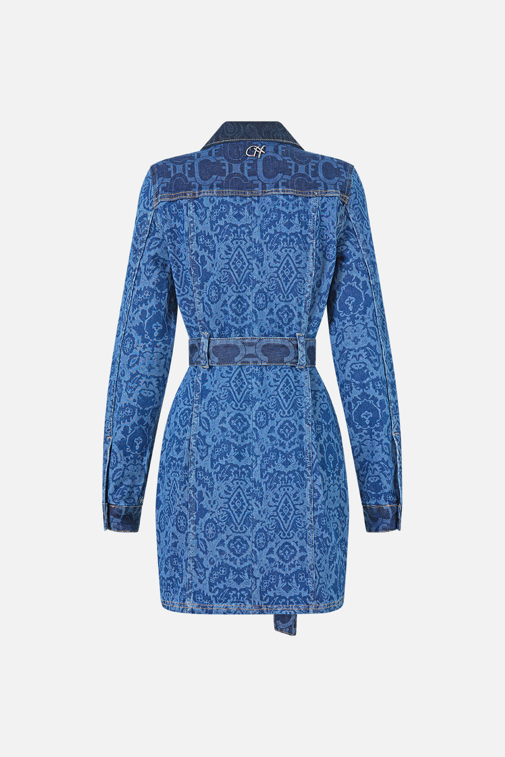 The CAMILLA COLLARED SHIRT WITH SIDE BUTTONS NAVÀS NOUVEAU in our  print.