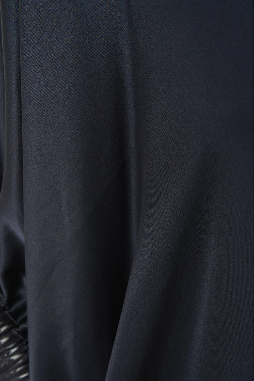 The CAMILLA MID LENGTH BOARDSHORT WITH ELASTIC WAIST CERAMIC PANORAMIC in our CERAMIC PANORAMIC print.