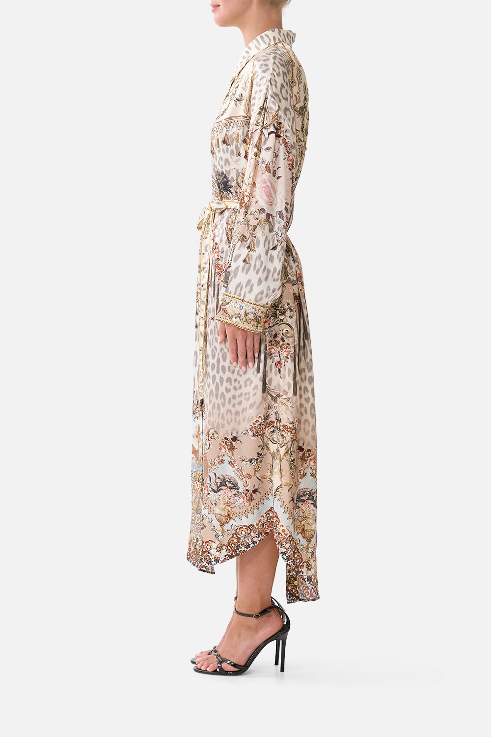 The CAMILLA COIN AND PHONE PURSE TORERO LIBERTINE in our  print.