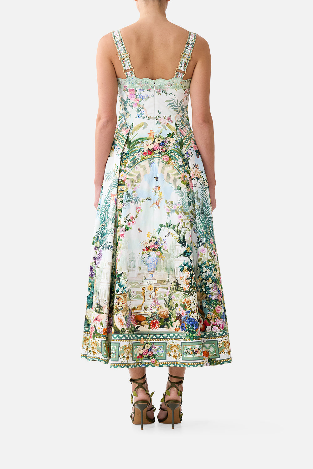 The CAMILLA SHORT DRESS WITH JERSEY BODICE PALACE ZOOLOGY in our PALACE ZOOLOGY print.