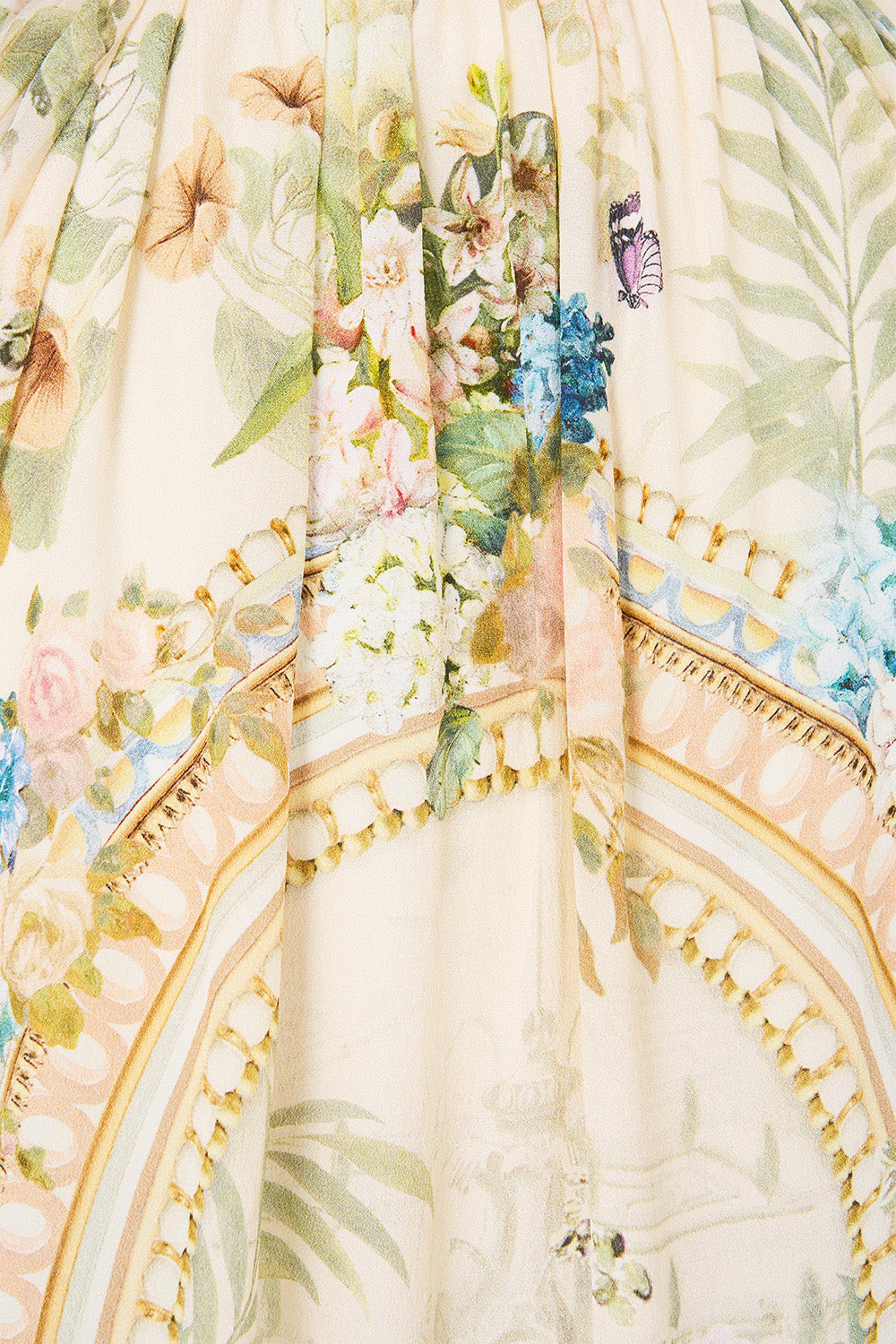 The CAMILLA SIDE SPLIT JERSEY TEE NIGHT GARDEN in our NIGHT GARDEN print.