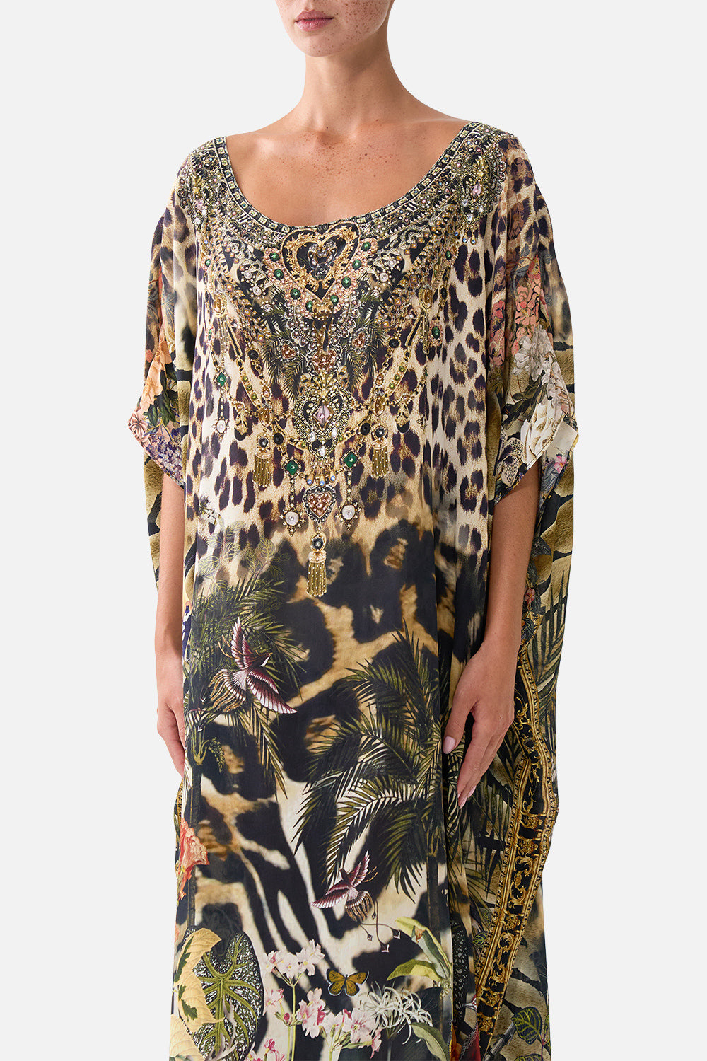 The CAMILLA Round Neck Kaftan in our Leotigra Land print, detail view on model.