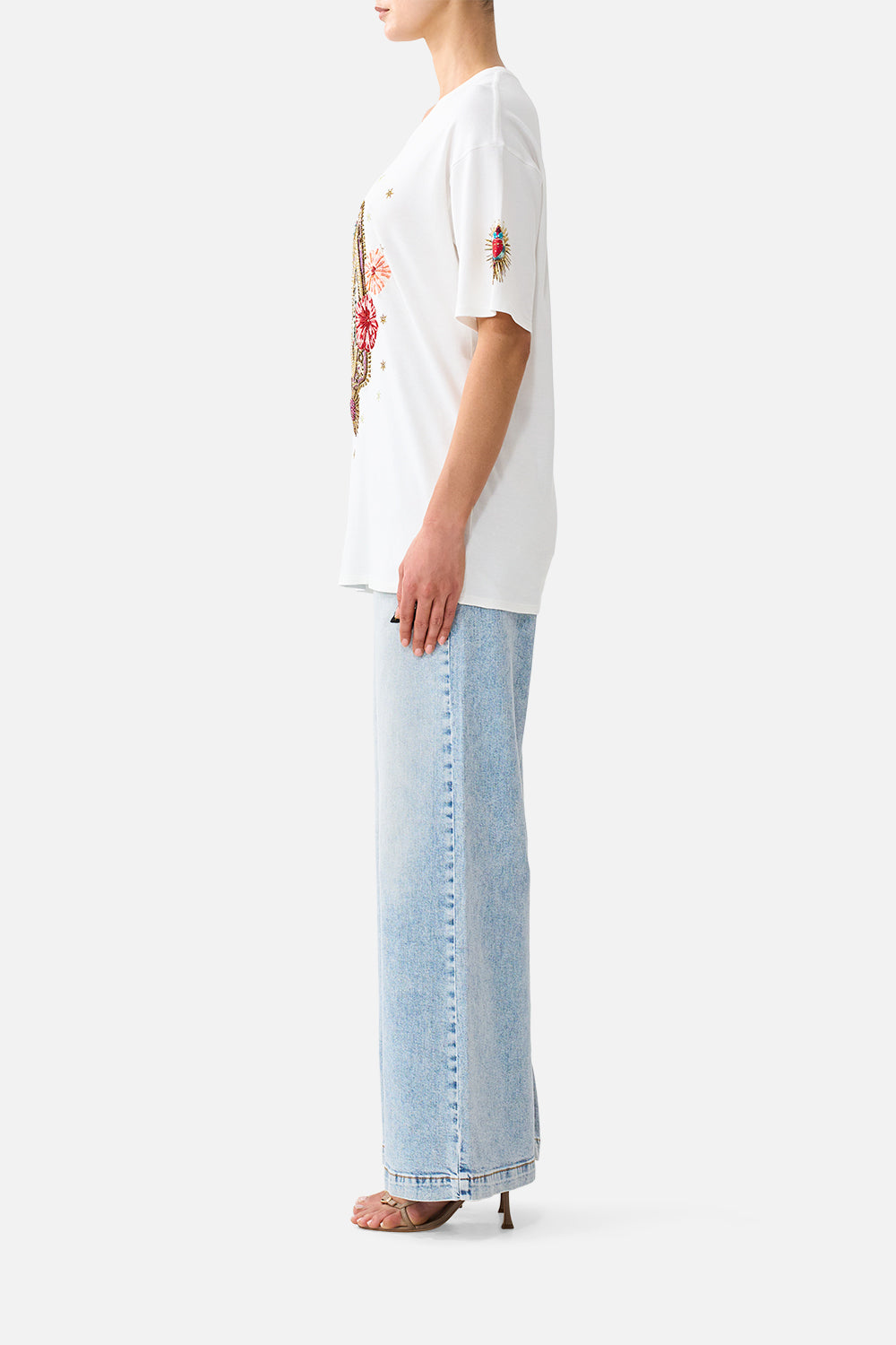 OVERSIZED BAND TEE PAINTED PRAYERS