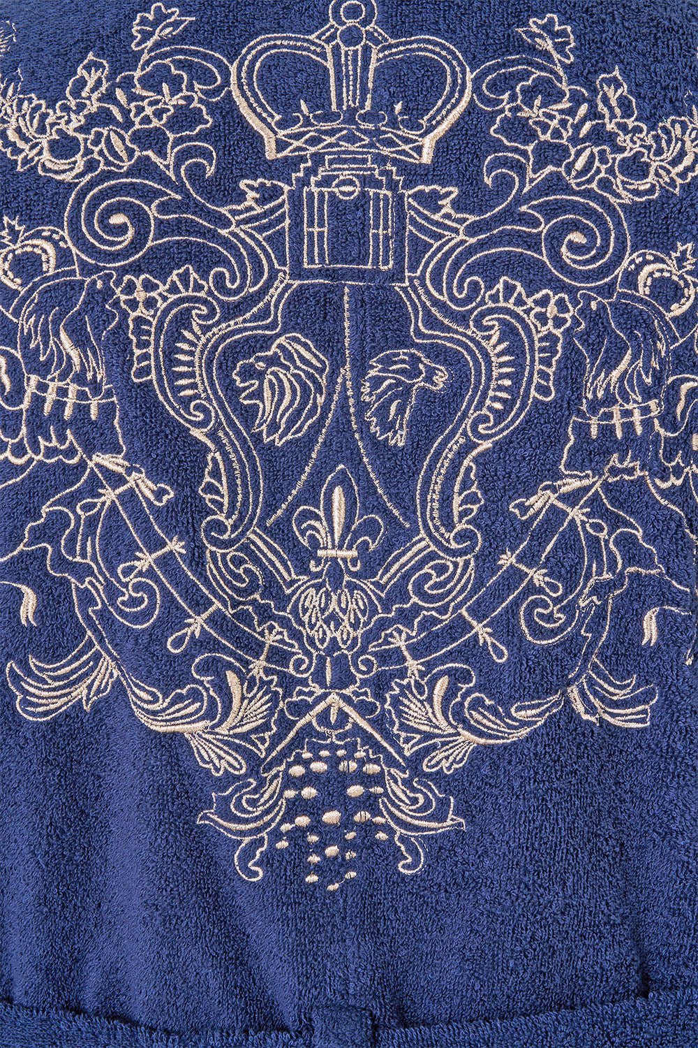 MID LENGTH ROBE CLOAKED IN BAROQUE