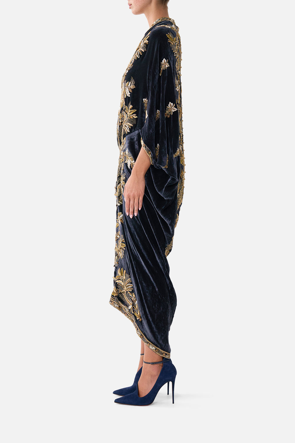 LONG V NECK KAFTAN WITH SPLIT FRONT CLOAKED IN BAROQUE
