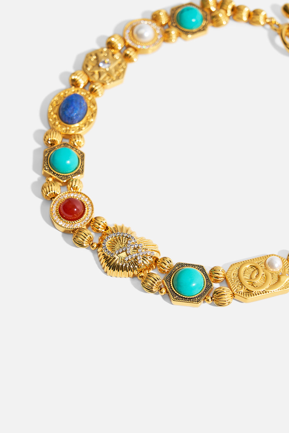 MY CAMEO ROMEO STATEMENT NECKLACE GOLD