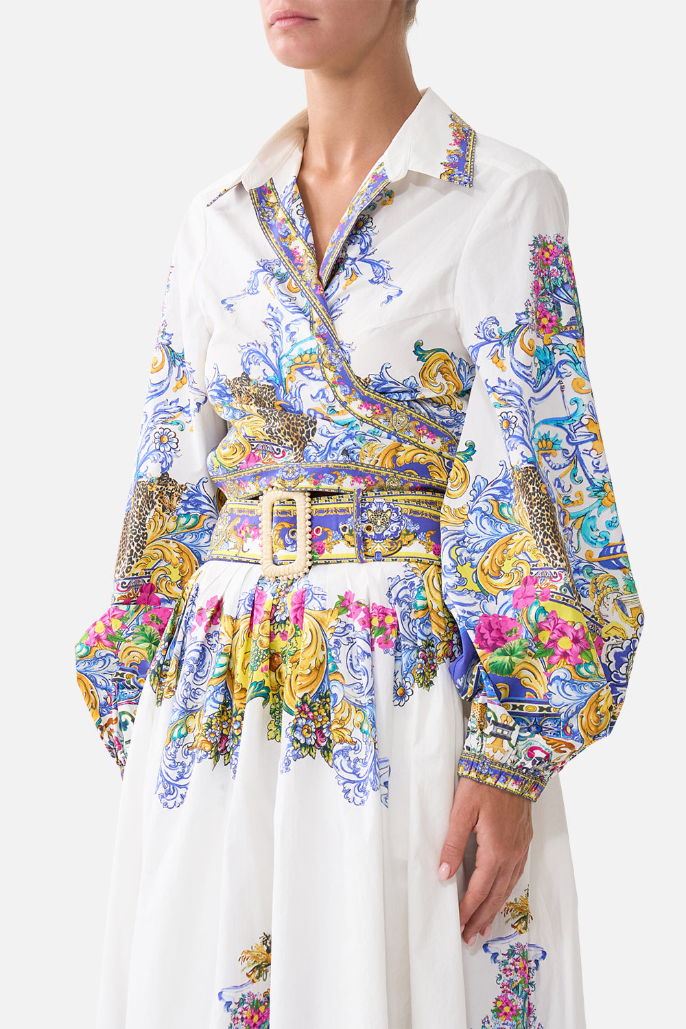 The CAMILLA MID LENGTH BOARDSHORT WITH FIXED WAIST NAVÀS NOUVEAU in our NAVÀS NOUVEAU print.