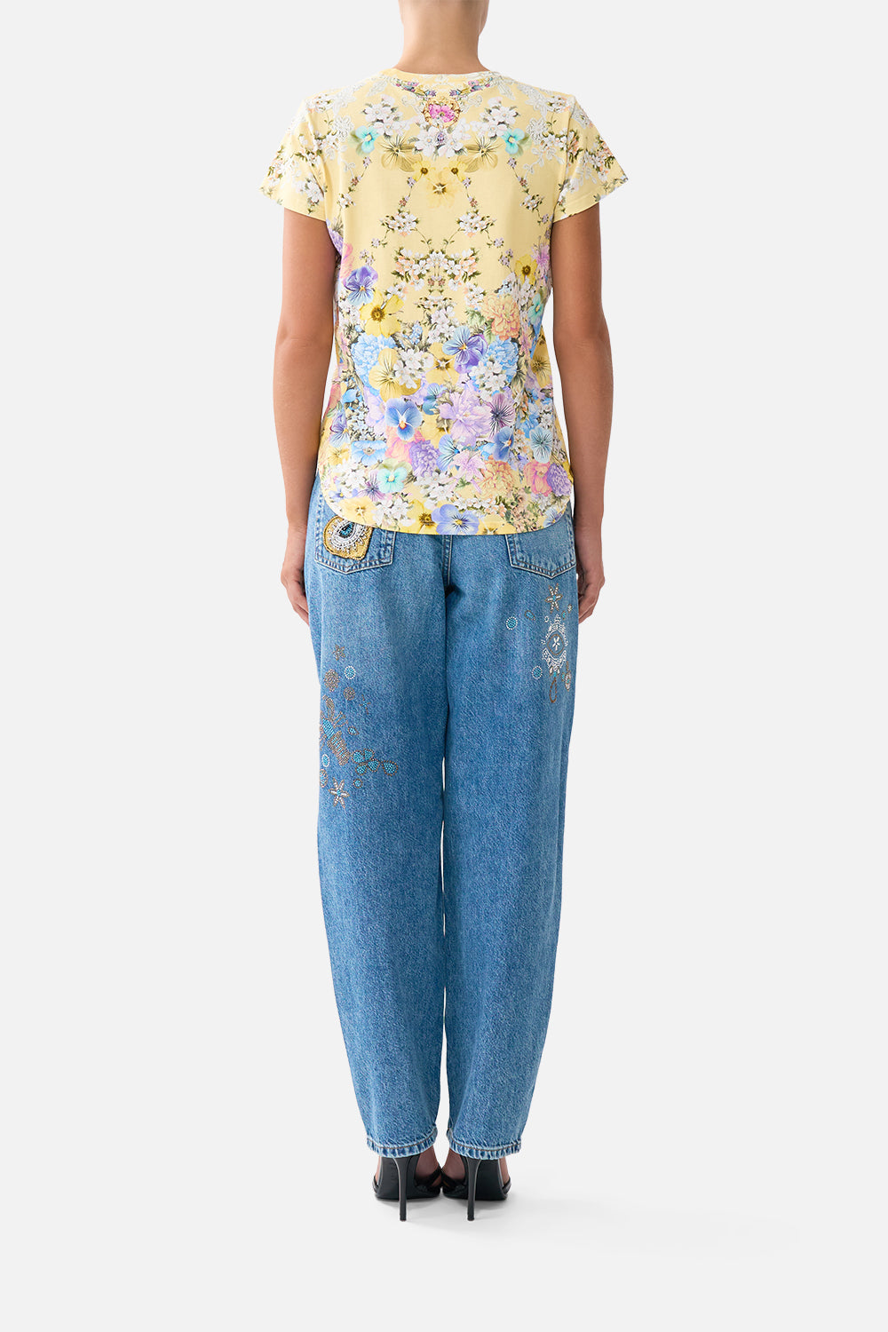 The CAMILLA JERSEY TURTLENECK NOTES FROM THE BLUE ROOM in our  print.