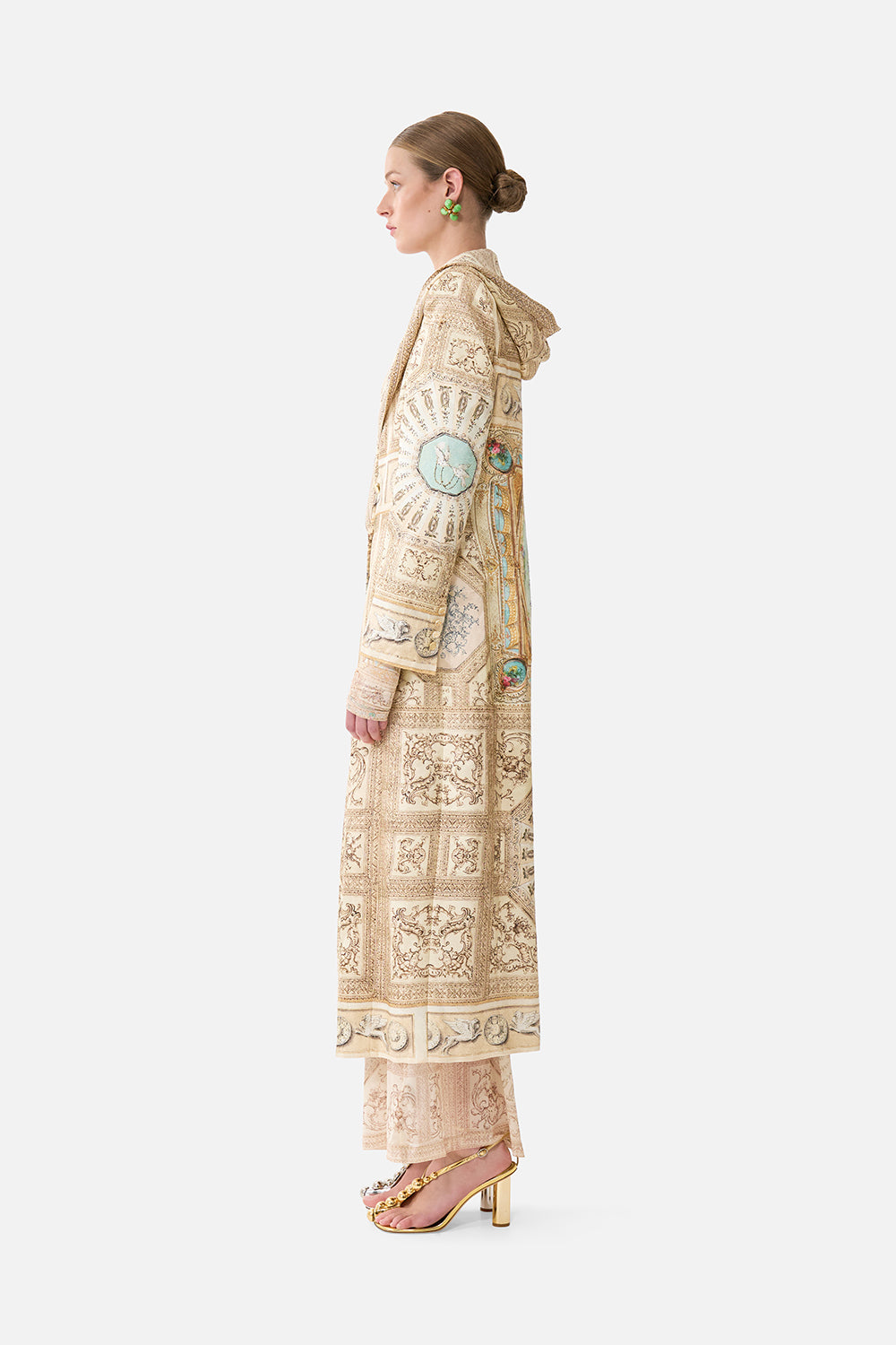 LONG COAT WITH HOOD A BELOVED BOUDOIR