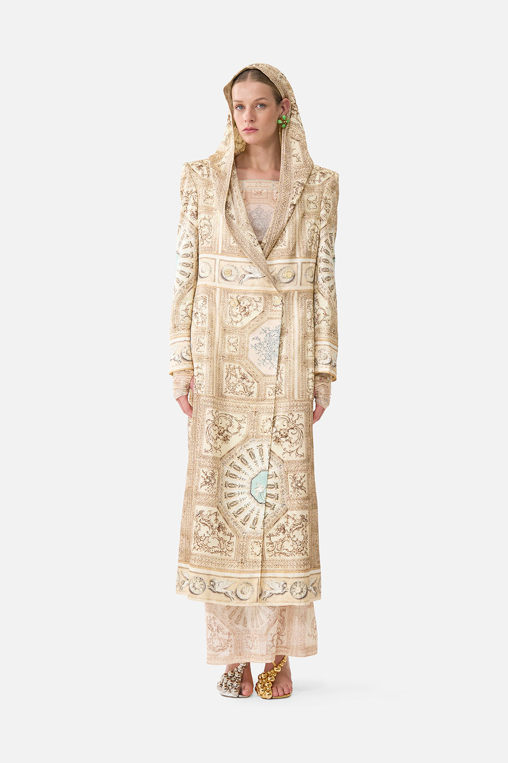 LONG COAT WITH HOOD A BELOVED BOUDOIR