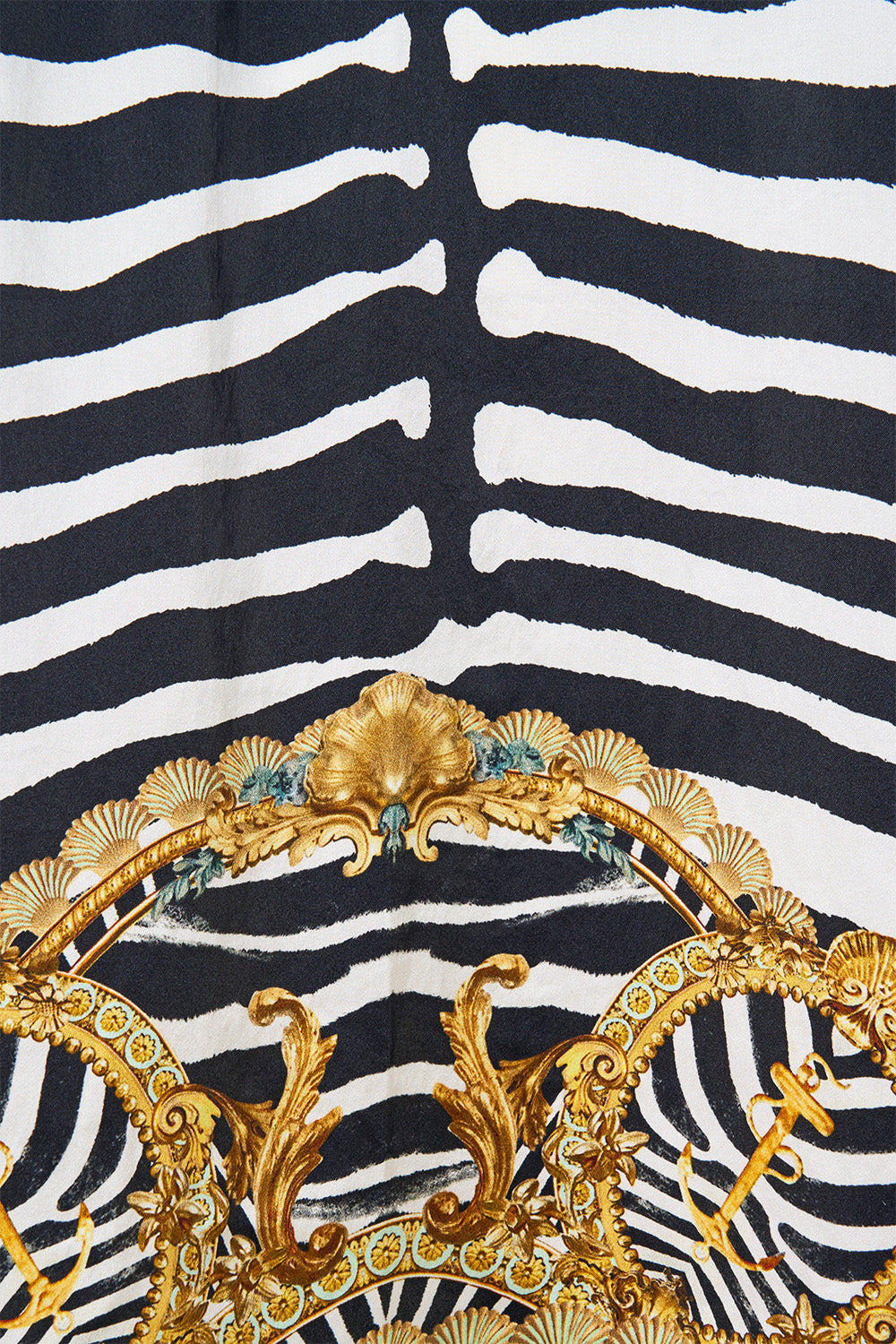 The CAMILLA Deep V Neck Hardware Short Kaftan in our Zig Zag Zoo print, fabric detail.
