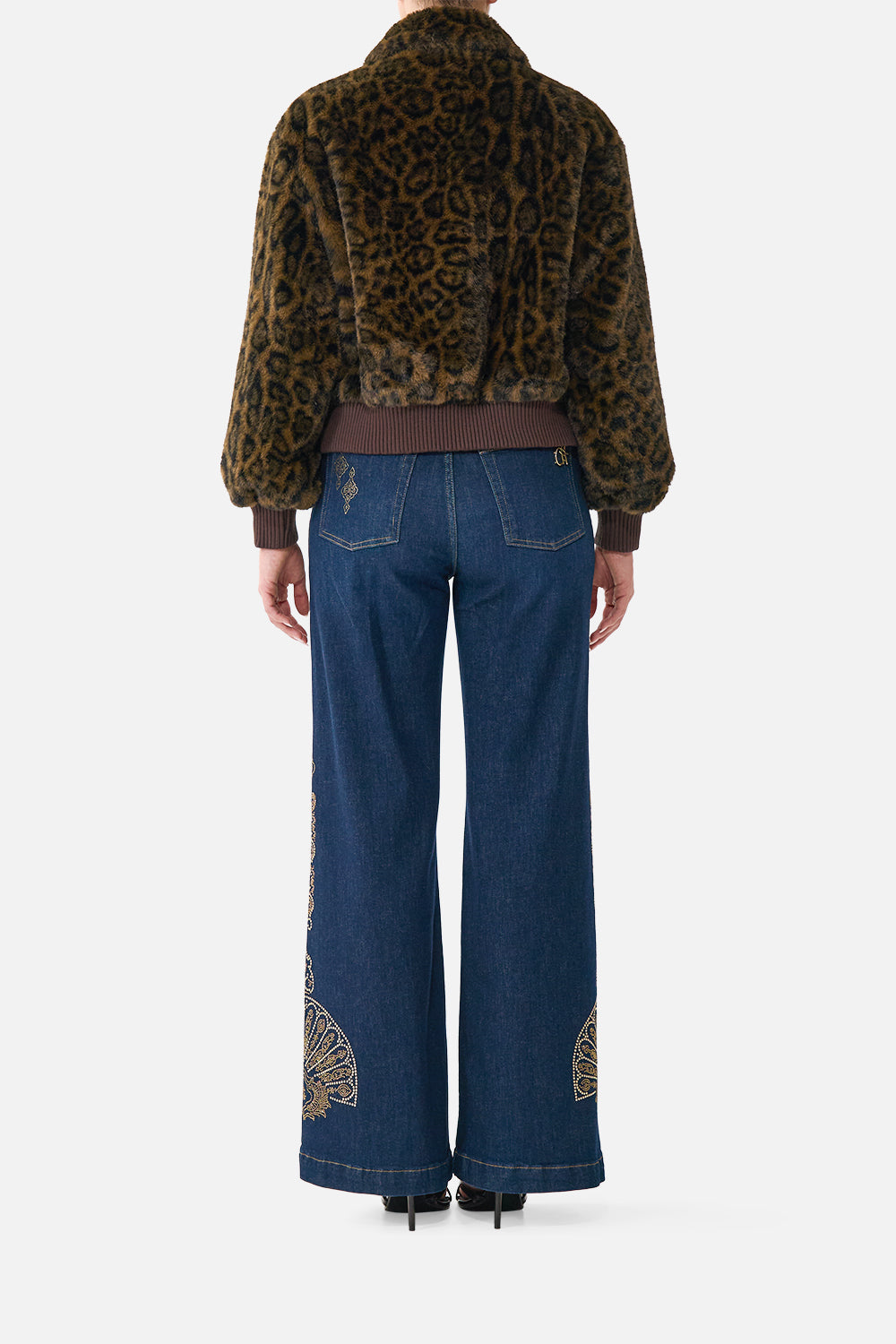 The CAMILLA WAIST TIE SHIRT DRESS CHINOISERIE CHILD in our  print.