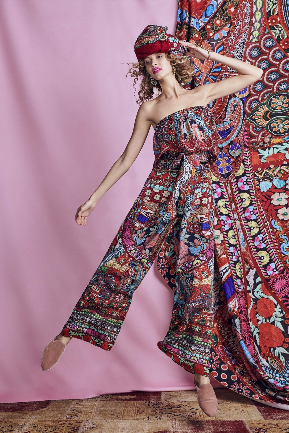 QUEEN ALIKA STRAPLESS JUMPSUIT W FRILL