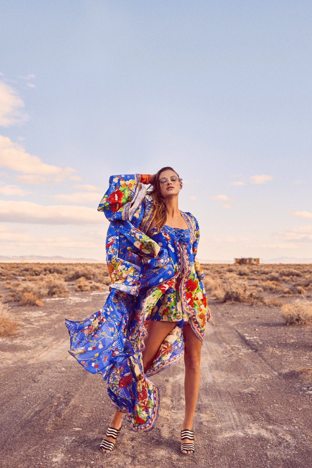 KIMONO WITH LONG UNDER LAYER PLAYING KOI