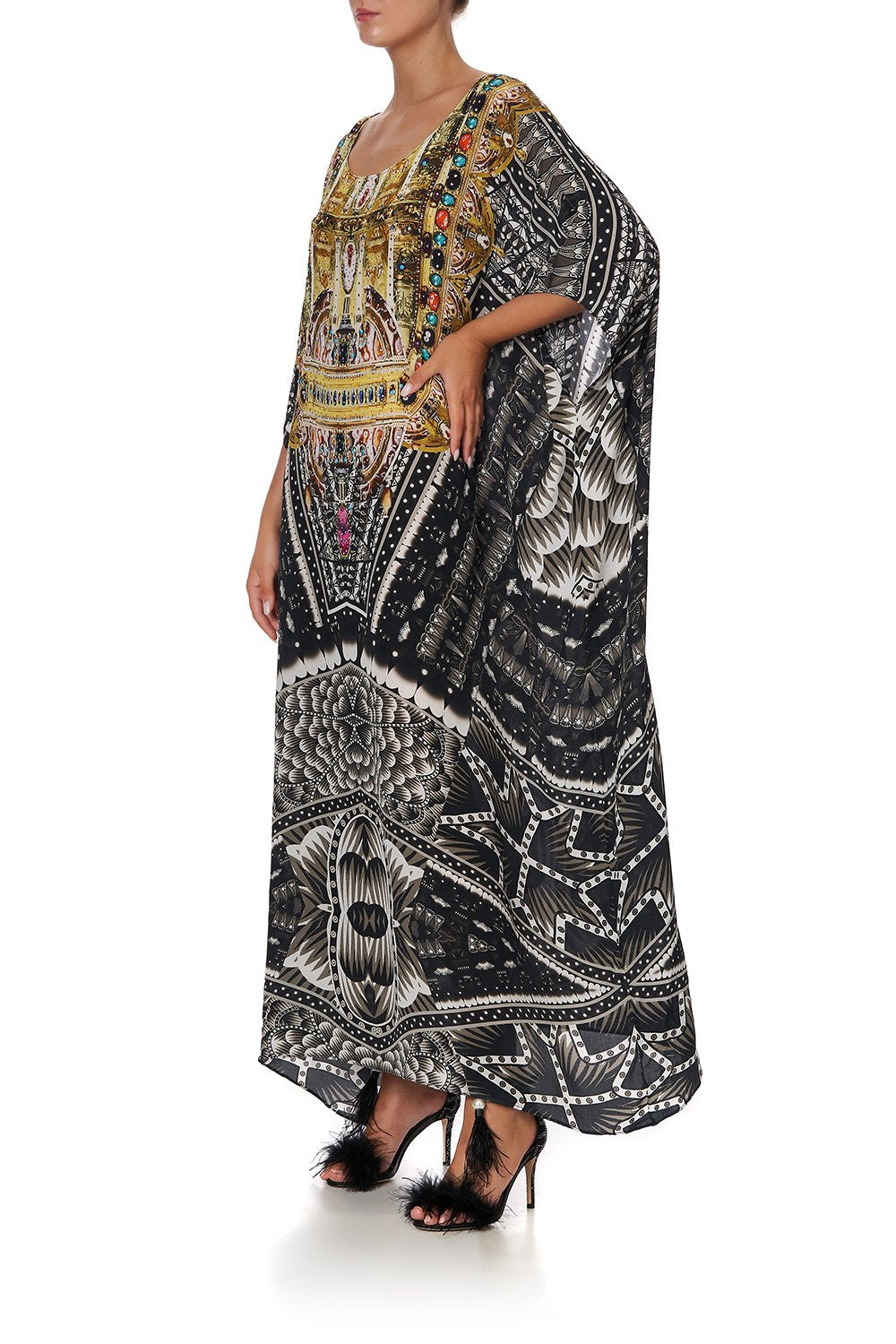 ROUND NECK KAFTAN OMEN