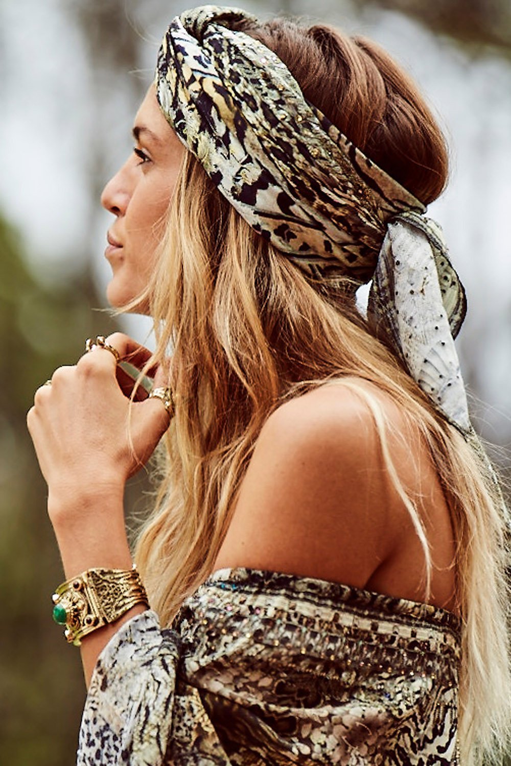 SPIRIT ANIMAL LARGE SQUARE SCARF