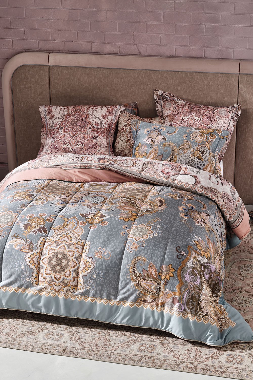 QUILTED BED COVER LE PALAIS DU ZAHIR