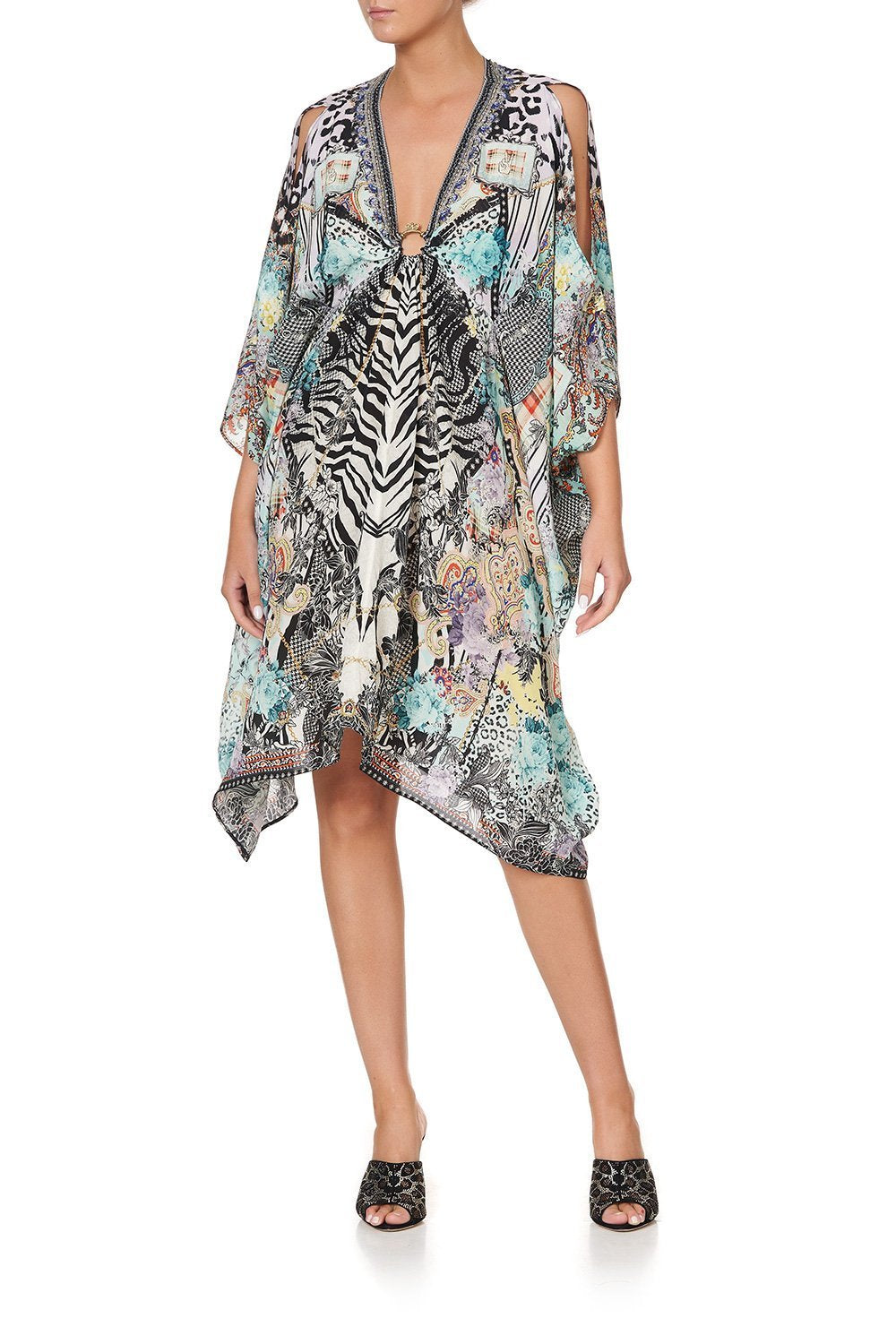 SHORT KAFTAN WITH HARDWARE THINK KINKS