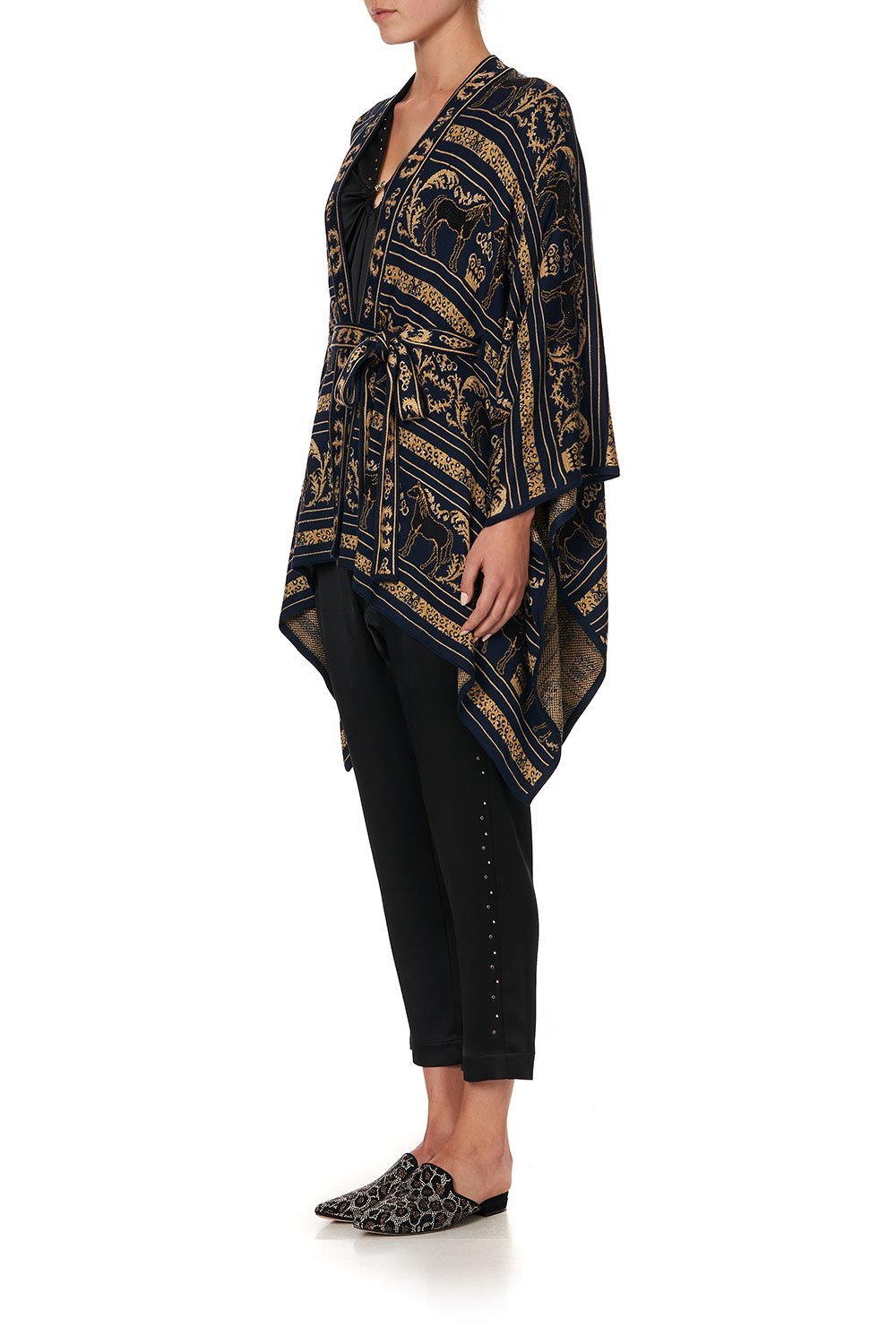 SHORT KNIT PONCHO WITH TIE PUNK OF PRIMROSE