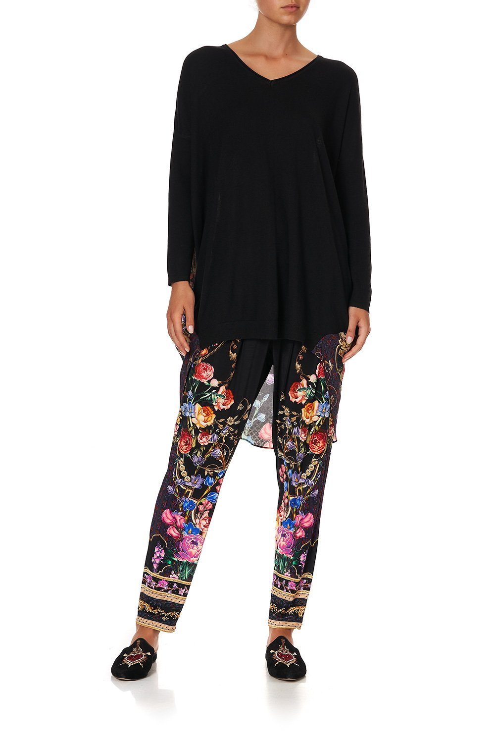 V NECK JUMPER WITH PRINT BACK BLUSHING MANOR