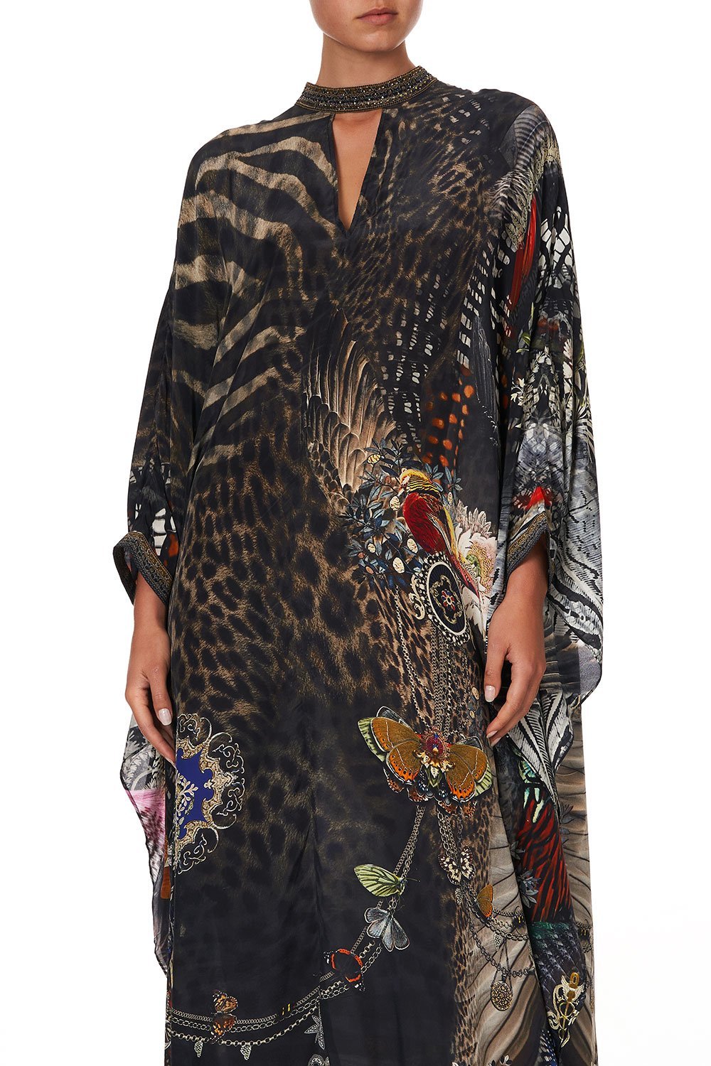 KAFTAN WITH HIGH COLLAR STAND TREASURE CHASER
