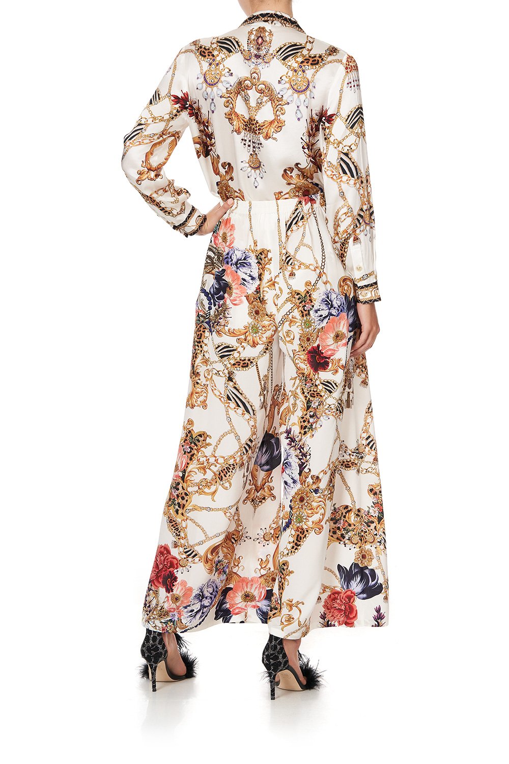 TUCK FRONT PANT REIGN SUPREME