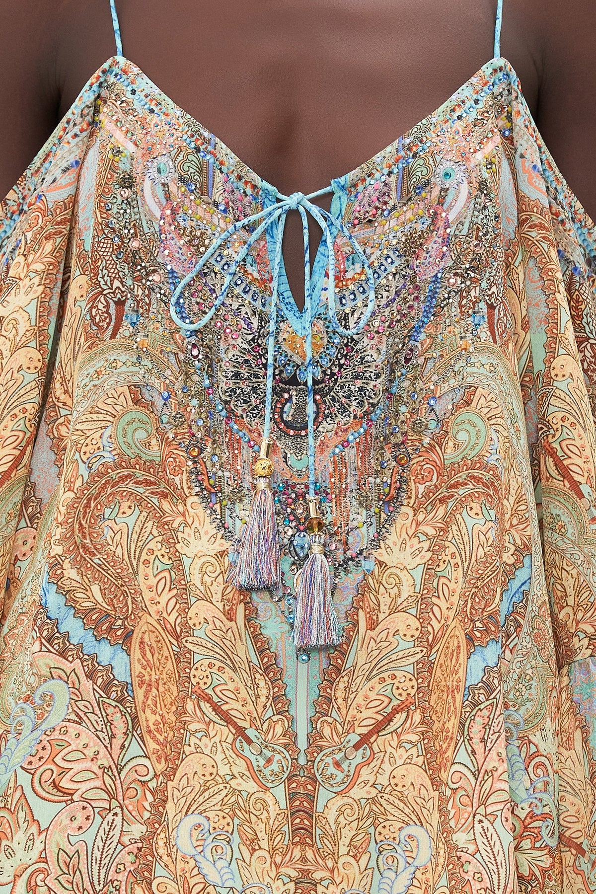 DROP SHOULDER TOP MAKE LOVE NOT WAR