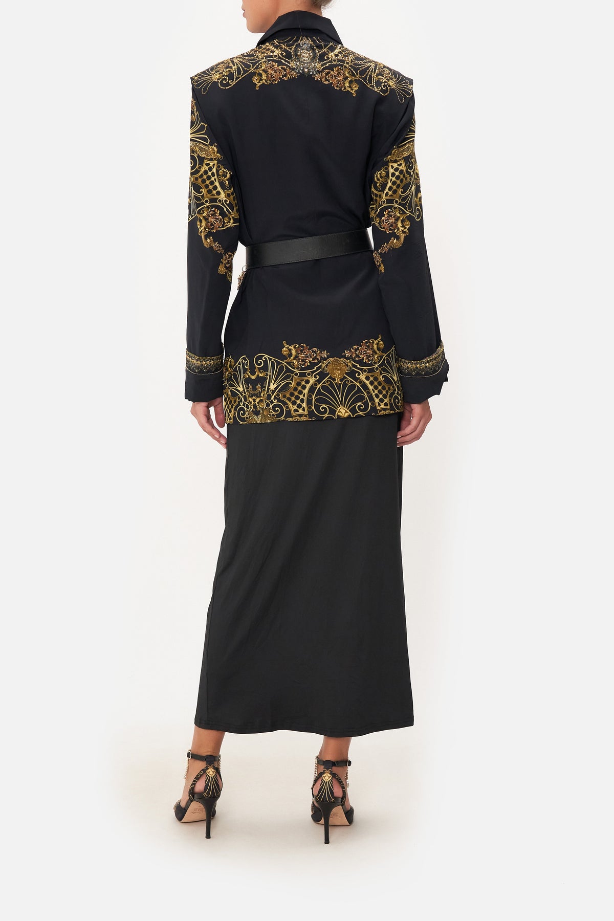 RELAXED BLAZER WITH WIDE CUFF SHADOWS OF ARMADA